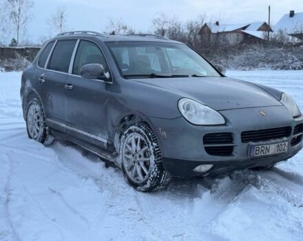 Серый Порше Каен, объемом двигателя 4.5 л и пробегом 195 тыс. км за 4500 $, фото 1 на Automoto.ua