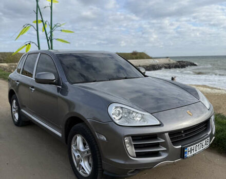 Серый Порше Каен, объемом двигателя 4.8 л и пробегом 240 тыс. км за 9300 $, фото 1 на Automoto.ua