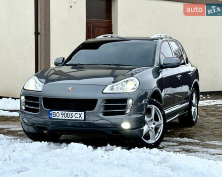 Серый Порше Каен, объемом двигателя 4.8 л и пробегом 249 тыс. км за 9700 $, фото 1 на Automoto.ua