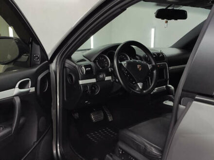 Порше Каен 2008 в Измаиле на Automoto.ua Серый Порше Каен, объемом двигателя 4.8 л и пробегом 137 тыс. км за 14000 $, фото 1 на Automoto.ua