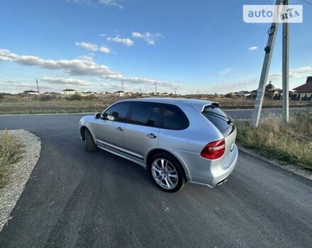 Сірий Порше Cayenne, об'ємом двигуна 4.81 л та пробігом 145 тис. км за 11700 $, фото 1 на Automoto.ua