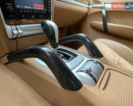 Сірий Порше Cayenne, об'ємом двигуна 4.81 л та пробігом 147 тис. км за 9800 $, фото 1 на Automoto.ua