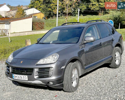 Сірий Порше Cayenne, об'ємом двигуна 3.6 л та пробігом 260 тис. км за 13000 $, фото 1 на Automoto.ua