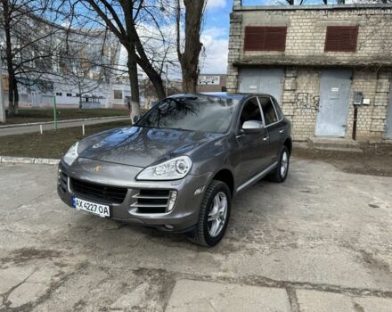 Сірий Порше Cayenne, об'ємом двигуна 3.6 л та пробігом 177 тис. км за 12500 $, фото 1 на Automoto.ua