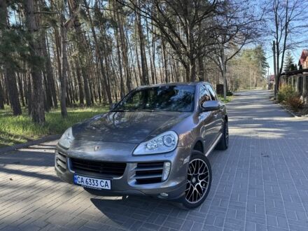 Порше Cayenne 2009 у Черкасах на Automoto.ua Сірий Порше Cayenne, об'ємом двигуна 3 л та пробігом 305 тис. км за 15500 $, фото 1 на Automoto.ua