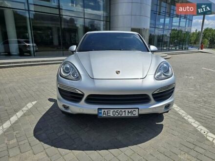 Порше Каен 2010 в Днепре (Днепропетровске) на Automoto.ua Серый Порше Каен, объемом двигателя 4.8 л и пробегом 165 тыс. км за 18500 $, фото 1 на Automoto.ua