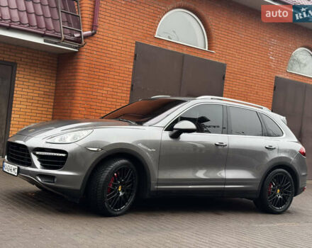 Серый Порше Каен, объемом двигателя 4.8 л и пробегом 159 тыс. км за 15999 $, фото 1 на Automoto.ua