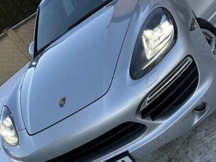 Серый Порше Каен, объемом двигателя 3.6 л и пробегом 226 тыс. км за 19900 $, фото 1 на Automoto.ua