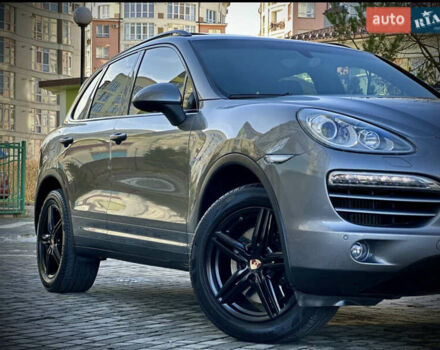 Сірий Порше Cayenne, об'ємом двигуна 3 л та пробігом 230 тис. км за 27777 $, фото 1 на Automoto.ua