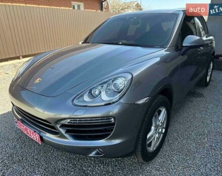 Серый Порше Каен, объемом двигателя 2.97 л и пробегом 223 тыс. км за 25500 $, фото 1 на Automoto.ua