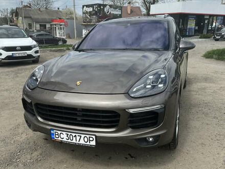 Сірий Порше Cayenne, об'ємом двигуна 3.6 л та пробігом 93 тис. км за 29900 $, фото 1 на Automoto.ua