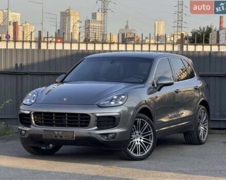 Сірий Порше Cayenne, об'ємом двигуна 3 л та пробігом 92 тис. км за 30900 $, фото 1 на Automoto.ua