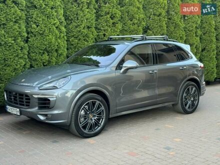 Порше Каен 2016 в Киеве на Automoto.ua Серый Порше Каен, объемом двигателя 4.13 л и пробегом 259 тыс. км за 45700 $, фото 1 на Automoto.ua