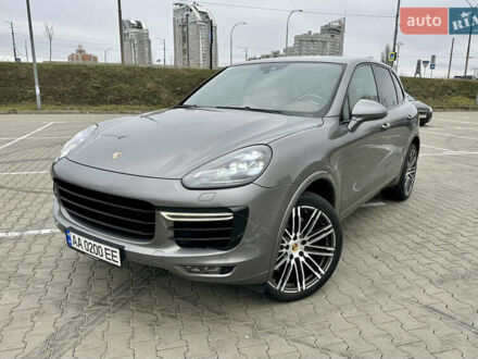 Сірий Порше Cayenne, об'ємом двигуна 4.81 л та пробігом 77 тис. км за 44000 $, фото 1 на Automoto.ua