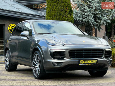 Порше Каен 2016 в Львове на Automoto.ua Серый Порше Каен, объемом двигателя 3.6 л и пробегом 169 тыс. км за 26999 $, фото 1 на Automoto.ua