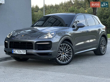 Порше Cayenne 2019 у Львові на Automoto.ua Сірий Порше Cayenne, об'ємом двигуна 2.89 л та пробігом 86 тис. км за 77000 $, фото 1 на Automoto.ua