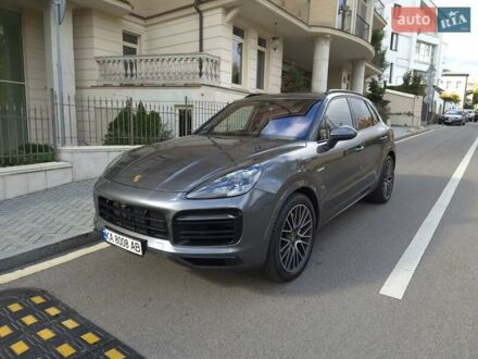 Порше Cayenne 2019 у Києві на Automoto.ua Сірий Порше Cayenne, об'ємом двигуна 3 л та пробігом 115 тис. км за 85000 $, фото 1 на Automoto.ua