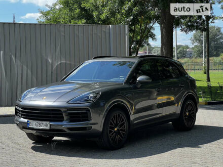 Порше Каен 2019 в Киеве на Automoto.ua Серый Порше Каен, объемом двигателя 3 л и пробегом 40 тыс. км за 57000 $, фото 1 на Automoto.ua