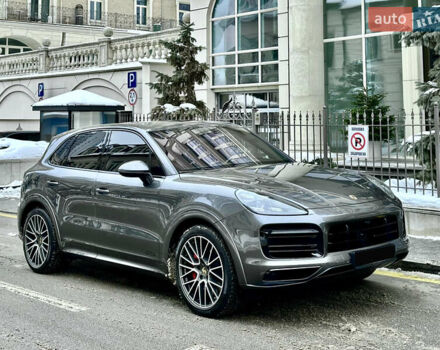 Серый Порше Каен, объемом двигателя 4 л и пробегом 57 тыс. км за 95000 $, фото 1 на Automoto.ua