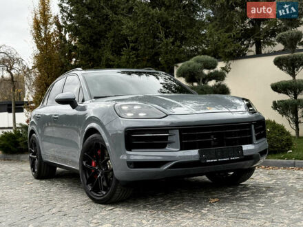 Сірий Порше Cayenne, об'ємом двигуна 3.98 л та пробігом 24 тис. км за 119900 $, фото 1 на Automoto.ua