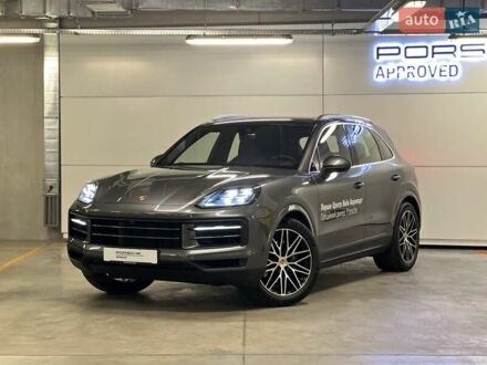 Порше Каен 2024 в Киеве на Automoto.ua Серый Порше Каен, объемом двигателя 3 л и пробегом 6 тыс. км за 141271 $, фото 1 на Automoto.ua