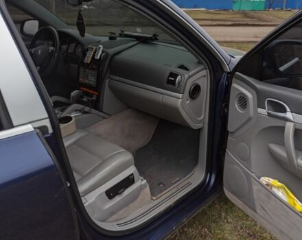 Синій Порше Cayenne, об'ємом двигуна 3.2 л та пробігом 163 тис. км за 7631 $, фото 2 на Automoto.ua