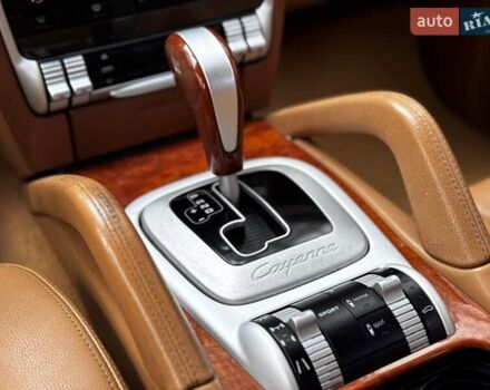 Синий Порше Каен, объемом двигателя 4.81 л и пробегом 274 тыс. км за 7500 $, фото 46 на Automoto.ua