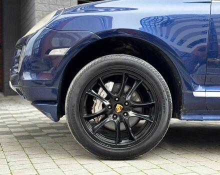 Синий Порше Каен, объемом двигателя 4.8 л и пробегом 274 тыс. км за 7500 $, фото 12 на Automoto.ua