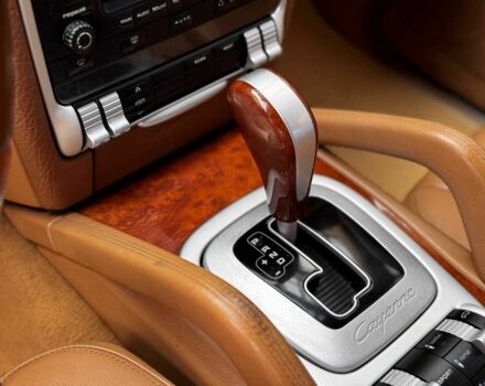 Синий Порше Каен, объемом двигателя 4.8 л и пробегом 274 тыс. км за 7500 $, фото 20 на Automoto.ua