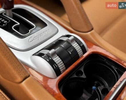 Синий Порше Каен, объемом двигателя 4.81 л и пробегом 274 тыс. км за 7500 $, фото 31 на Automoto.ua