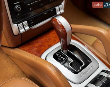 Синий Порше Каен, объемом двигателя 4.81 л и пробегом 274 тыс. км за 7500 $, фото 26 на Automoto.ua