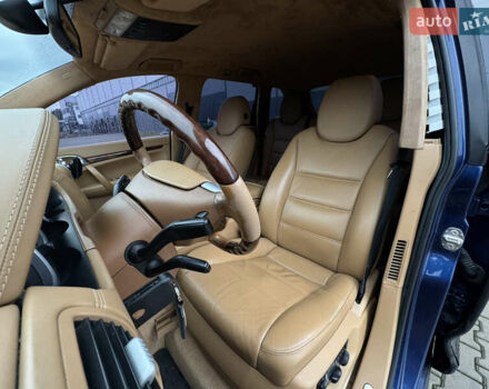 Синий Порше Каен, объемом двигателя 4.8 л и пробегом 150 тыс. км за 9900 $, фото 42 на Automoto.ua