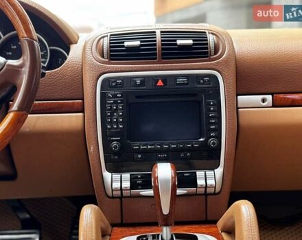 Синий Порше Каен, объемом двигателя 4.81 л и пробегом 274 тыс. км за 7500 $, фото 41 на Automoto.ua