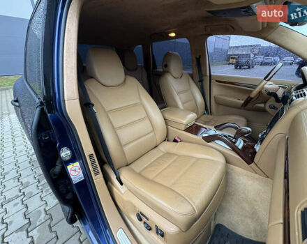 Синий Порше Каен, объемом двигателя 4.8 л и пробегом 150 тыс. км за 9900 $, фото 63 на Automoto.ua