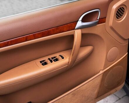 Синий Порше Каен, объемом двигателя 4.8 л и пробегом 274 тыс. км за 7500 $, фото 18 на Automoto.ua