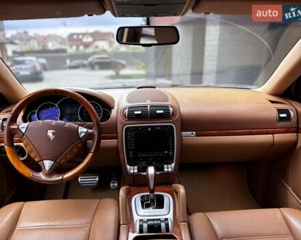 Синий Порше Каен, объемом двигателя 4.81 л и пробегом 274 тыс. км за 7500 $, фото 34 на Automoto.ua