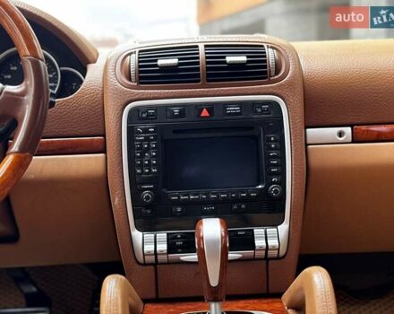 Синий Порше Каен, объемом двигателя 4.81 л и пробегом 274 тыс. км за 7500 $, фото 40 на Automoto.ua