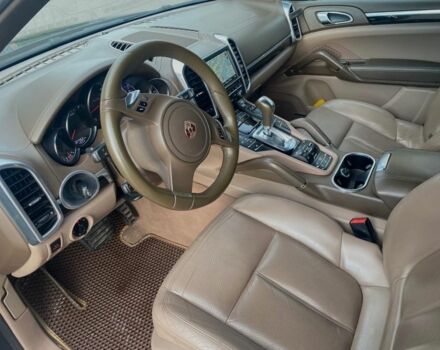 Синий Порше Каен, объемом двигателя 3 л и пробегом 300 тыс. км за 19945 $, фото 3 на Automoto.ua