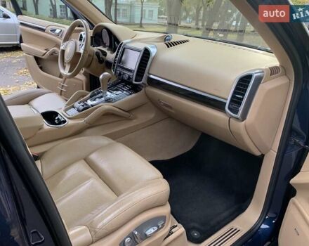 Синій Порше Cayenne, об'ємом двигуна 3.6 л та пробігом 214 тис. км за 19000 $, фото 4 на Automoto.ua