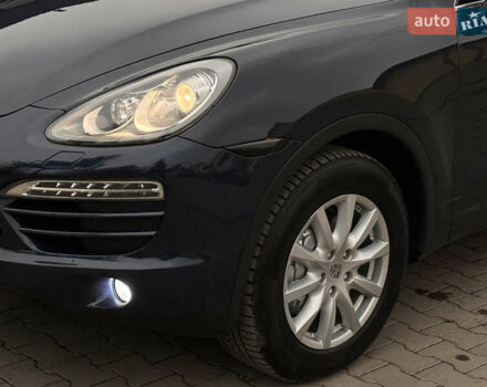 Синий Порше Каен, объемом двигателя 3.6 л и пробегом 250 тыс. км за 18800 $, фото 10 на Automoto.ua