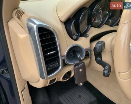 Синій Порше Cayenne, об'ємом двигуна 3.6 л та пробігом 214 тис. км за 19000 $, фото 26 на Automoto.ua