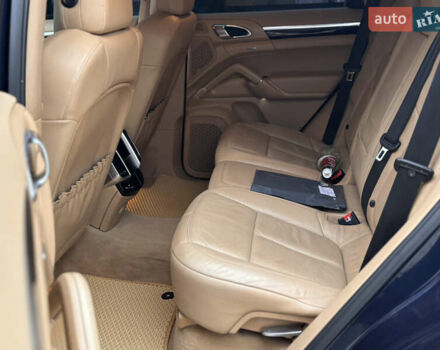 Синий Порше Каен, объемом двигателя 3.6 л и пробегом 250 тыс. км за 18800 $, фото 25 на Automoto.ua