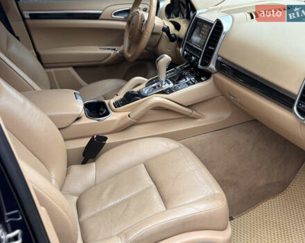 Синий Порше Каен, объемом двигателя 3.6 л и пробегом 240 тыс. км за 14950 $, фото 18 на Automoto.ua