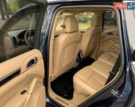 Синій Порше Cayenne, об'ємом двигуна 3.6 л та пробігом 214 тис. км за 19000 $, фото 11 на Automoto.ua