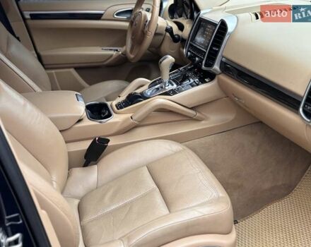 Синій Порше Cayenne, об'ємом двигуна 3.6 л та пробігом 250 тис. км за 16600 $, фото 14 на Automoto.ua