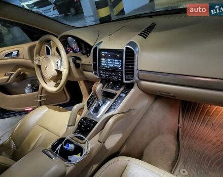 Синій Порше Cayenne, об'ємом двигуна 3 л та пробігом 207 тис. км за 25000 $, фото 10 на Automoto.ua