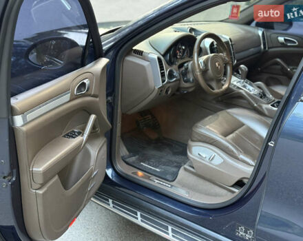 Синій Порше Cayenne, об'ємом двигуна 3.6 л та пробігом 130 тис. км за 21700 $, фото 13 на Automoto.ua