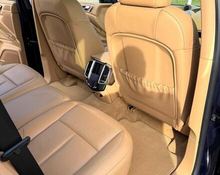Синій Порше Cayenne, об'ємом двигуна 3 л та пробігом 212 тис. км за 26500 $, фото 13 на Automoto.ua