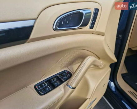 Синий Порше Каен, объемом двигателя 3.6 л и пробегом 139 тыс. км за 20900 $, фото 22 на Automoto.ua