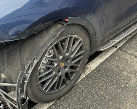 Синий Порше Каен, объемом двигателя 3.6 л и пробегом 180 тыс. км за 9900 $, фото 3 на Automoto.ua